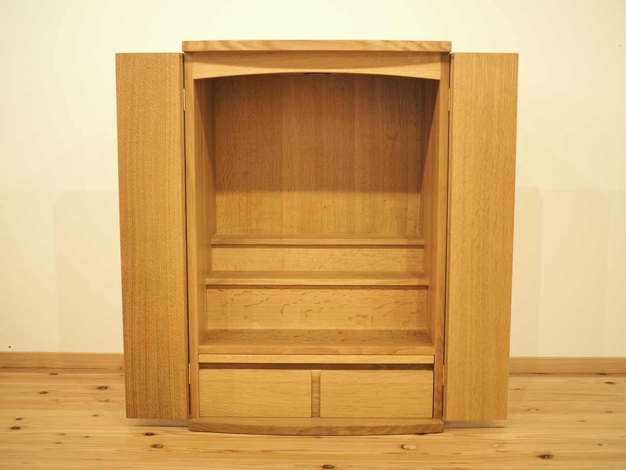 扉を開けた状態。